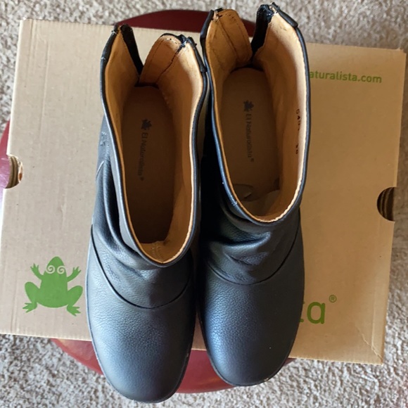 El Naturalista black leather ankle boots - Picture 5 of 11